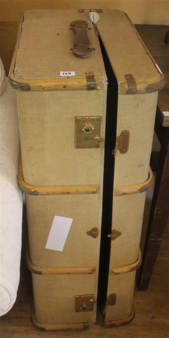 Canvas luggage trunk